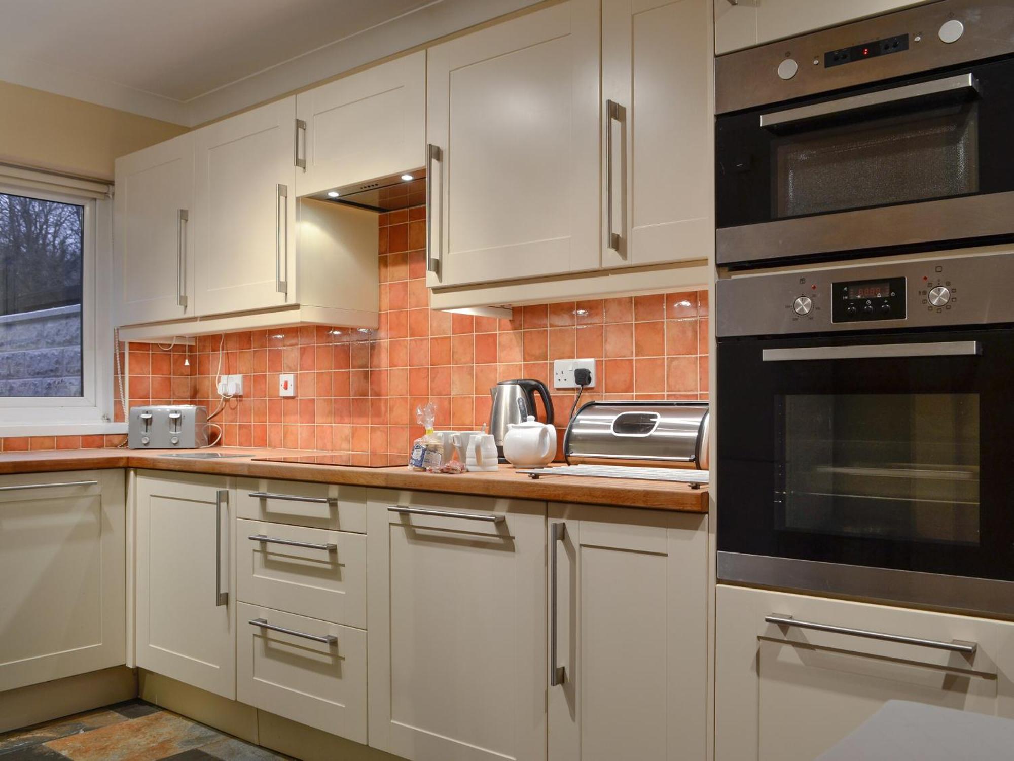 Three Rivers Cottage Pontneddfechan 外观 照片
